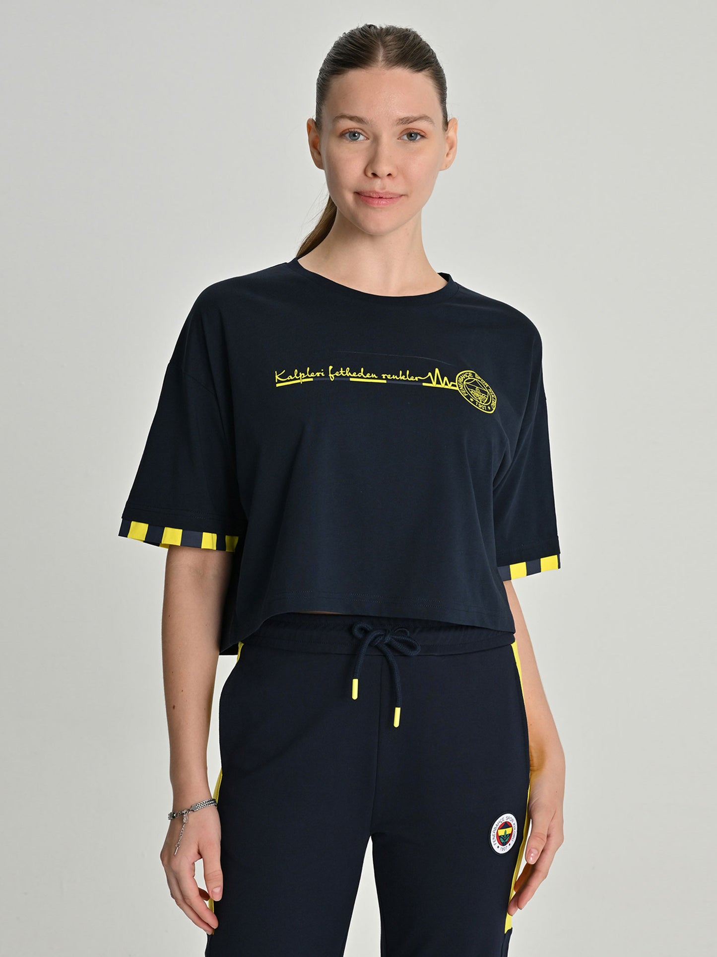 Fenerbahçe Lacivert Tribün Kalpleri Fetheden Renkler Kadın Oversize Tshirt