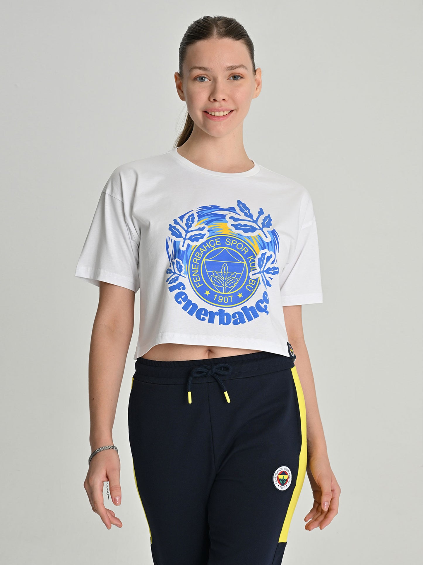 Fenerbahçe Beyaz Tribün Palamut Detaylı Kadın Oversize Tshirt