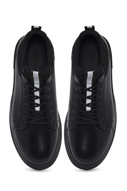 Erkek Siyah Bağcıklı Deri Sneaker