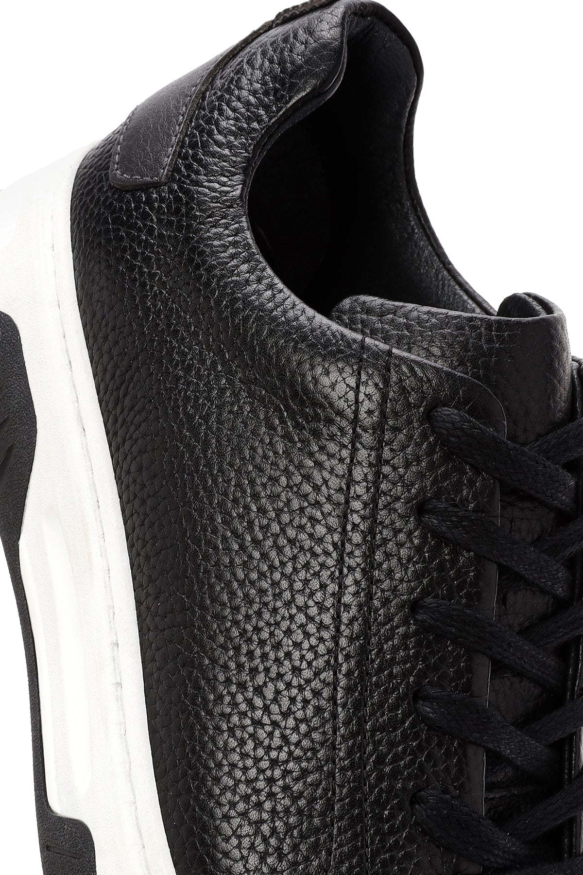 Erkek Siyah Bağcıklı Kalın Tabanlı Deri Sneaker