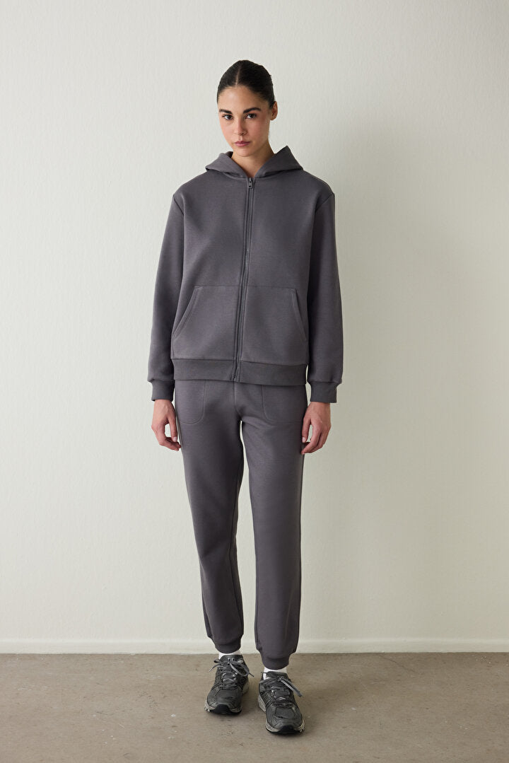 Gri Fermuarlı Kapüşonlu Spor Sweatshirt