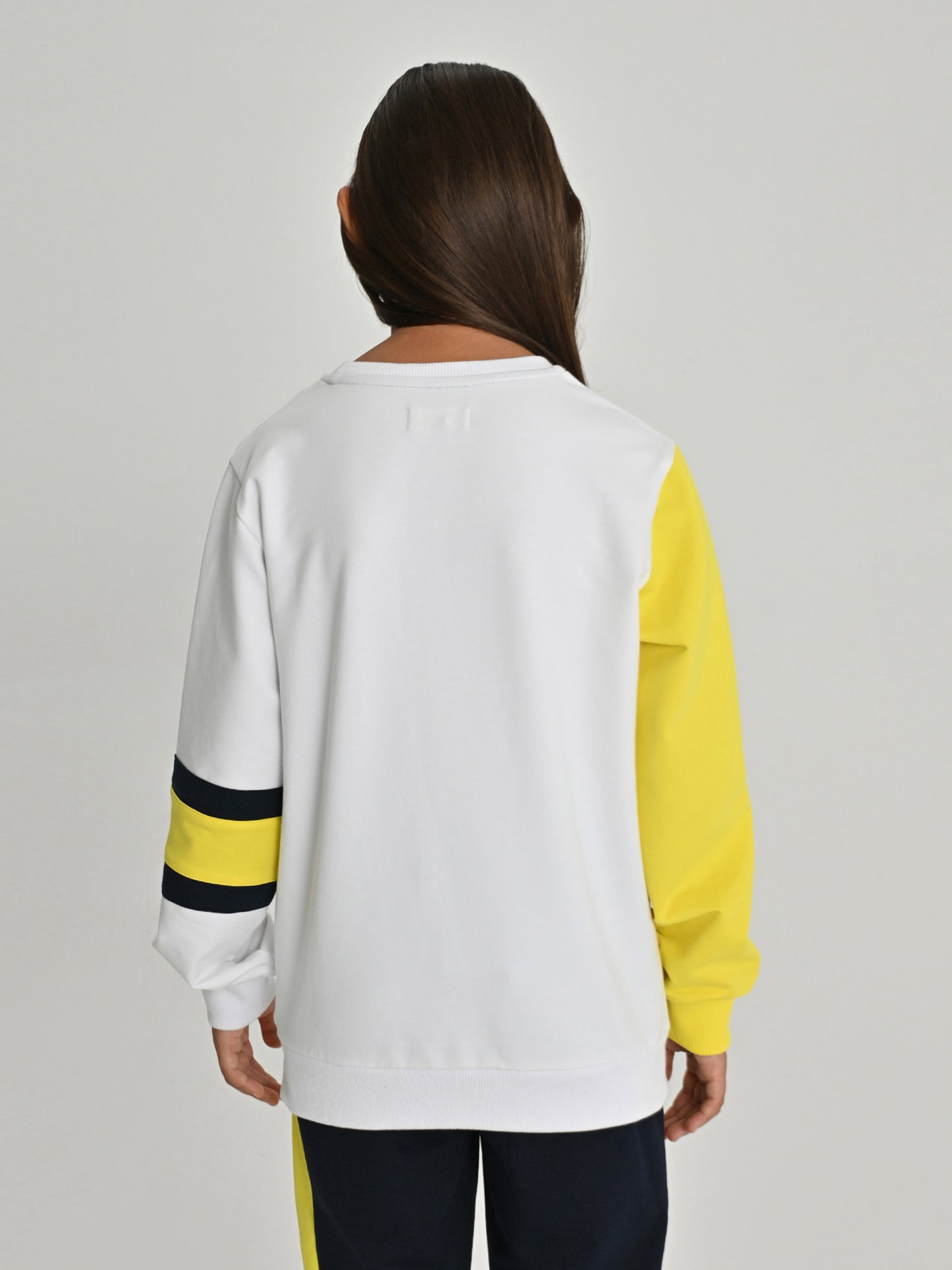 Fenerbahçe Beyaz Tribün 6 Renk Logolu Çocuk Sweatshirt