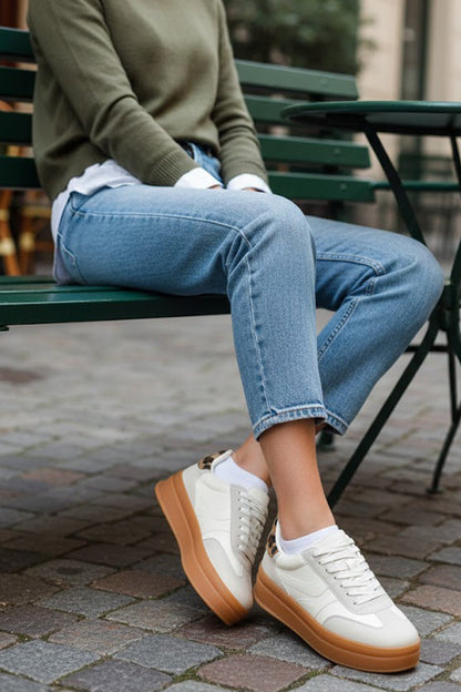 Kadın Bej Bağcıklı Kalın Tabanlı Sneaker