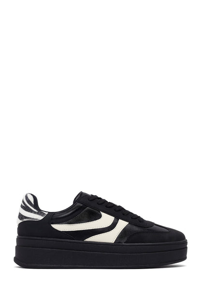 Kadın Siyah Bağcıklı Kalın Tabanlı Sneaker