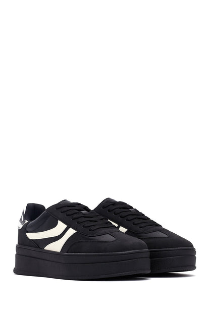 Kadın Siyah Bağcıklı Kalın Tabanlı Sneaker