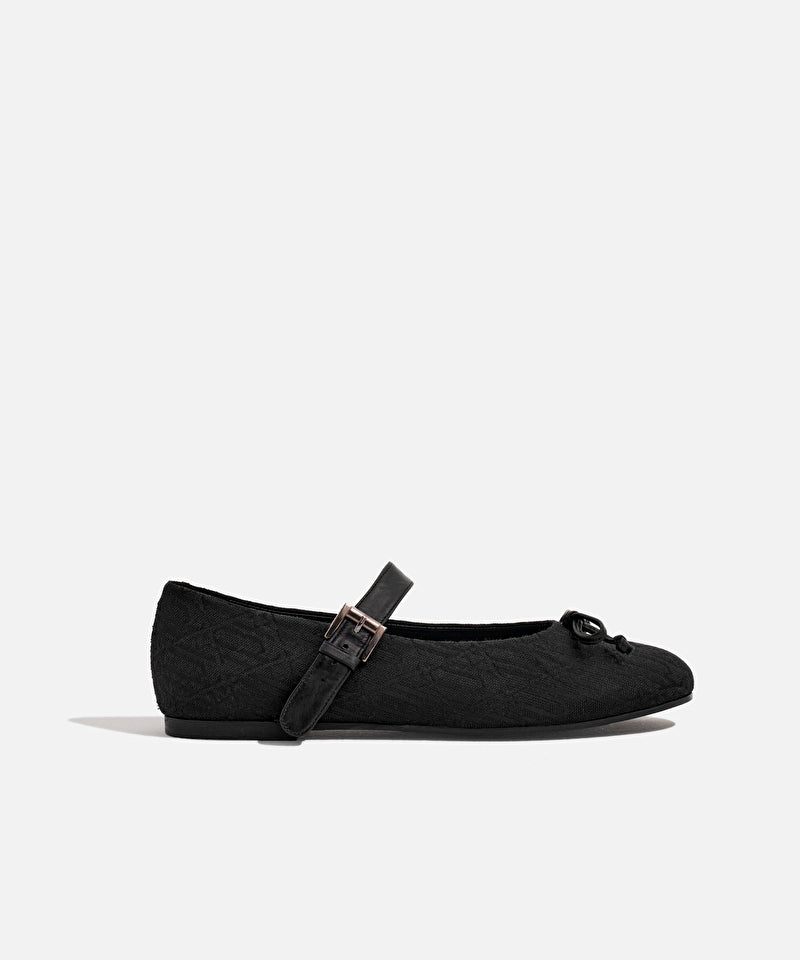 Fiyonklu Monogram Jakarlı Babet