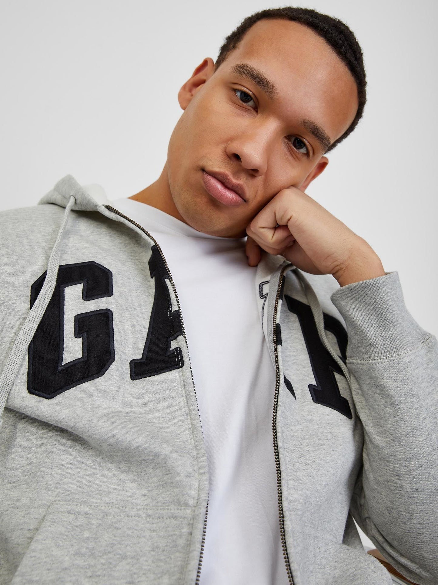 Gri Gap Logo Kapüşonlu Sweatshirt