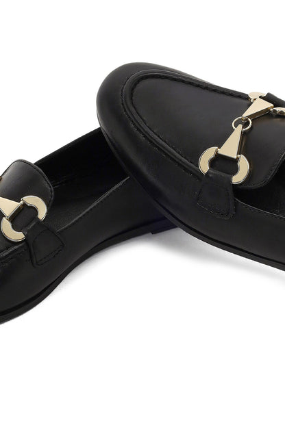 Kadın Siyah Tokalı Deri Loafer
