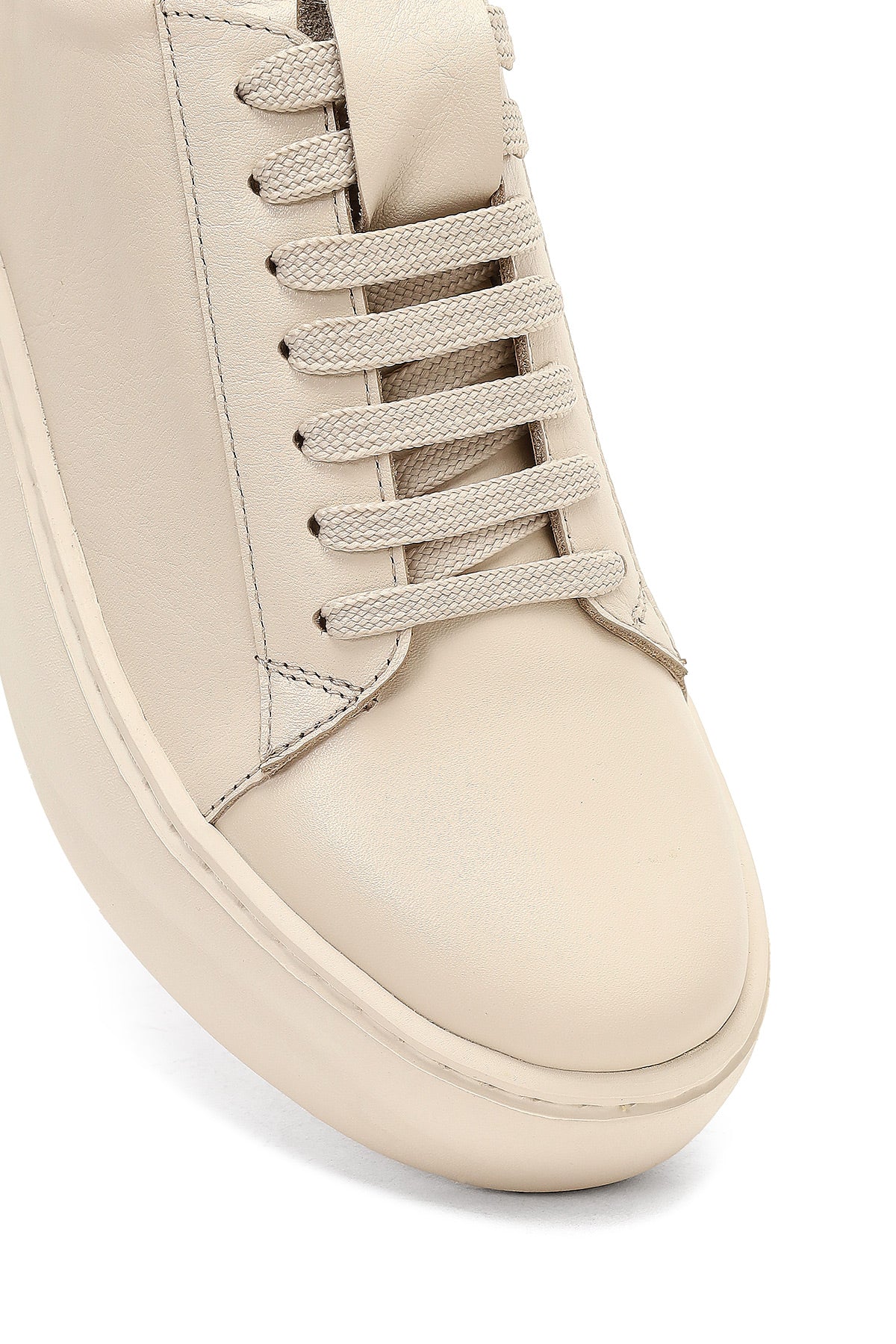 Kadın Bej Bağcıklı Kalın Tabanlı Deri Sneaker