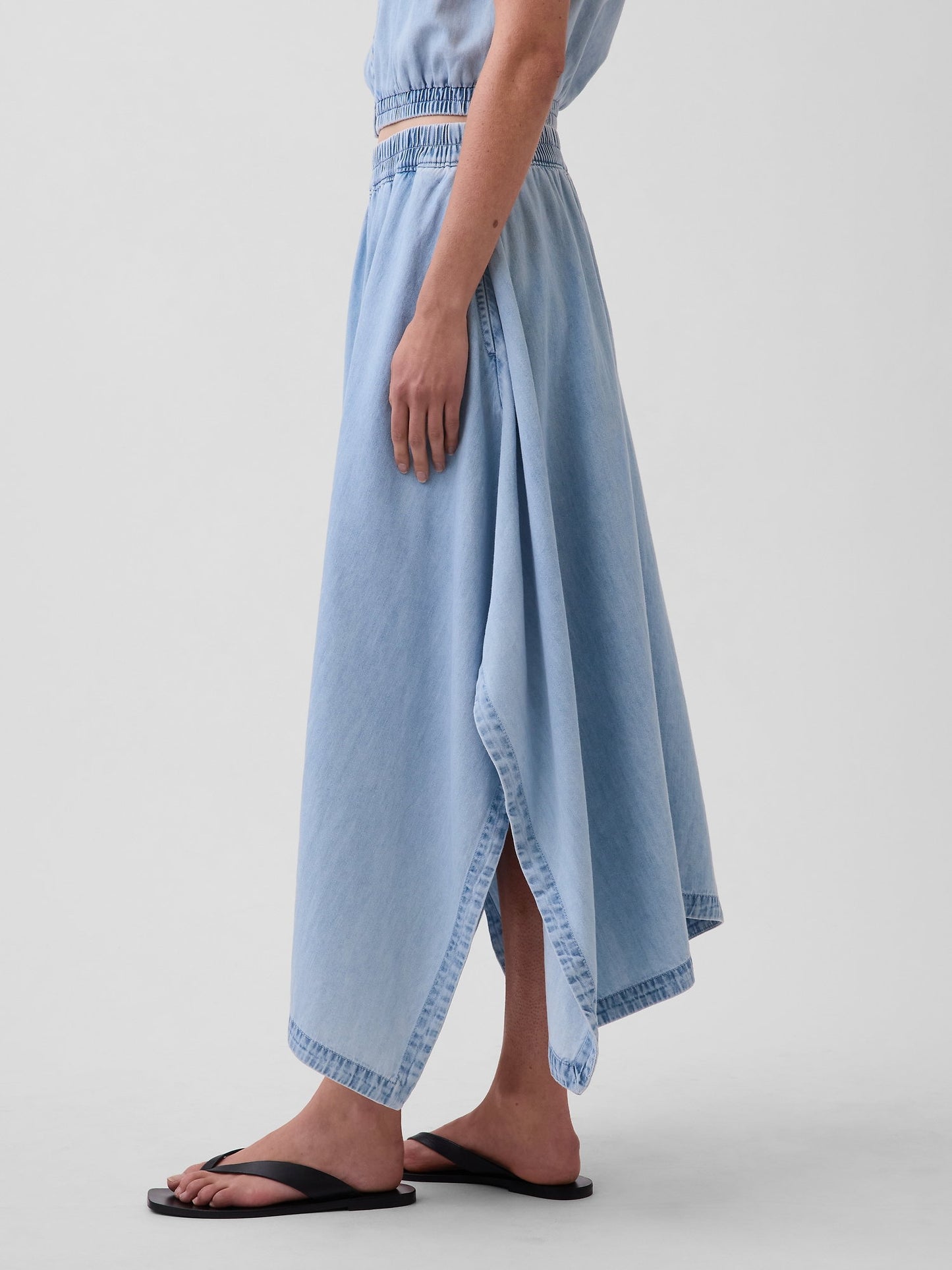 Açık Mavi Denim Midi Handkerchief Etek