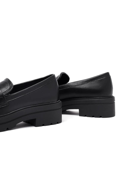 Kadın Siyah Kalın Tabanlı Maskülen Loafer
