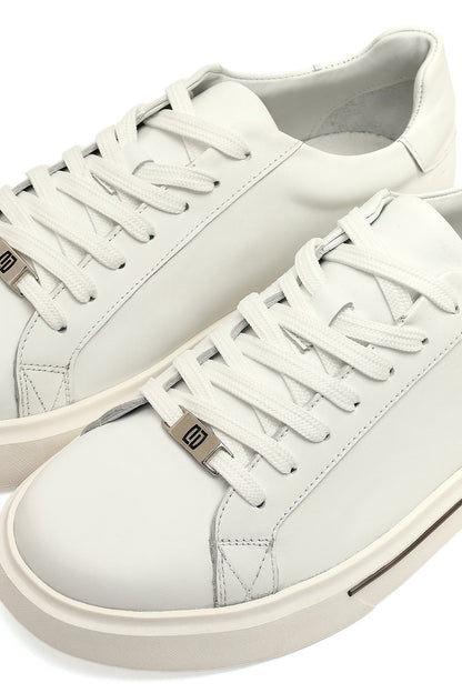 Erkek Beyaz Bağcıklı Kalın Tabanlı Deri Sneaker