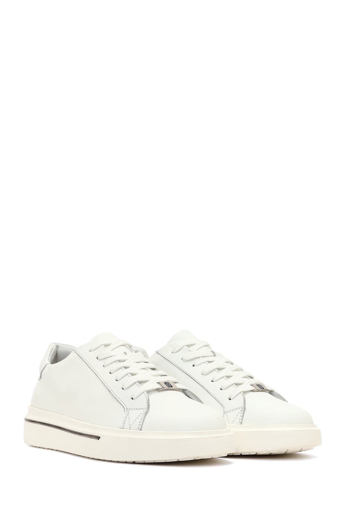 Erkek Beyaz Bağcıklı Kalın Tabanlı Deri Sneaker