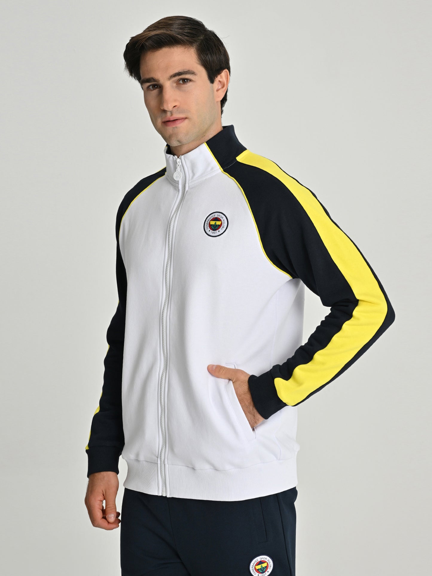 Fenerbahçe Beyaz Tribün Ara Biyeli Erkek Sweatshirt
