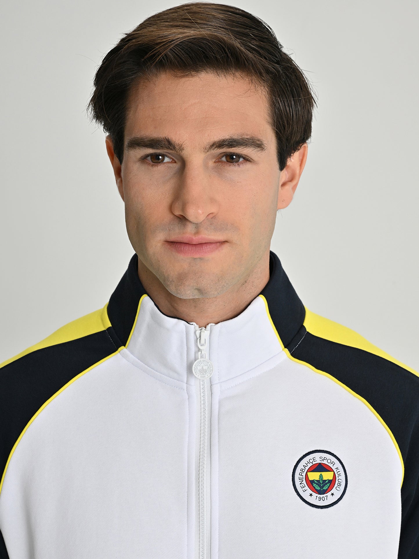 Fenerbahçe Beyaz Tribün Ara Biyeli Erkek Sweatshirt