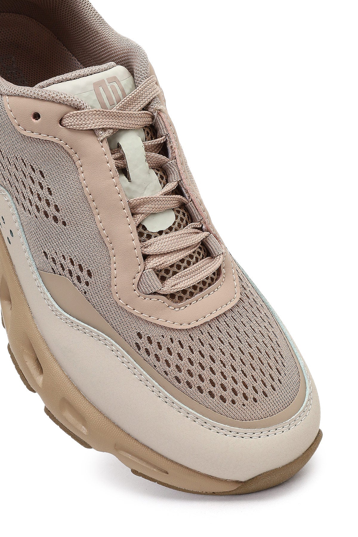 Derimod Studio Kadın Bej Bağcıklı Kalın Tabanlı Sneaker