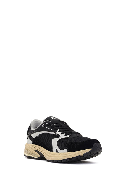 Derimod Studio Kadın Siyah Bağcıklı Kalın Tabanlı Sneaker