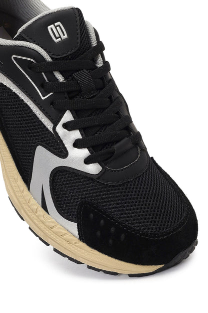 Derimod Studio Kadın Siyah Bağcıklı Kalın Tabanlı Sneaker