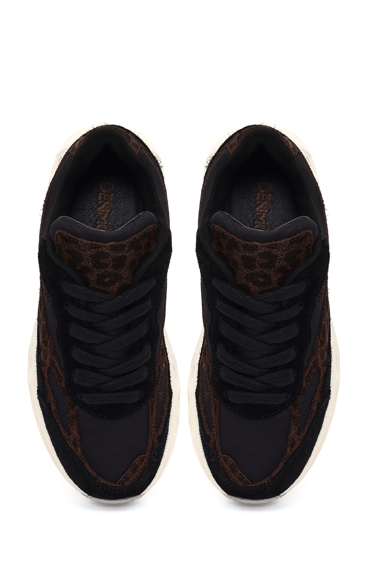 Kadın Siyah Bağcıklı Kalın Tabanlı Deri Sneaker