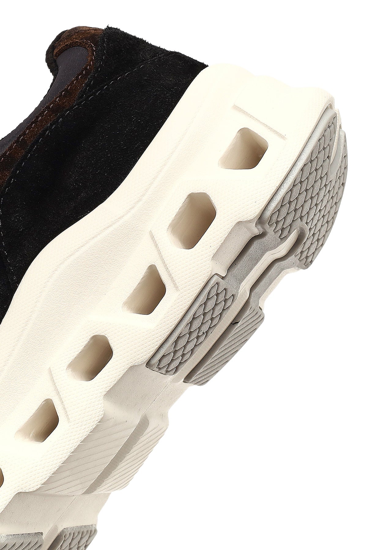 Kadın Siyah Bağcıklı Kalın Tabanlı Deri Sneaker