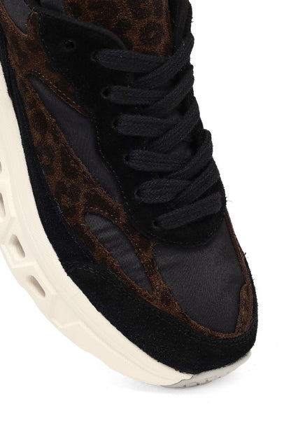 Kadın Siyah Bağcıklı Kalın Tabanlı Deri Sneaker