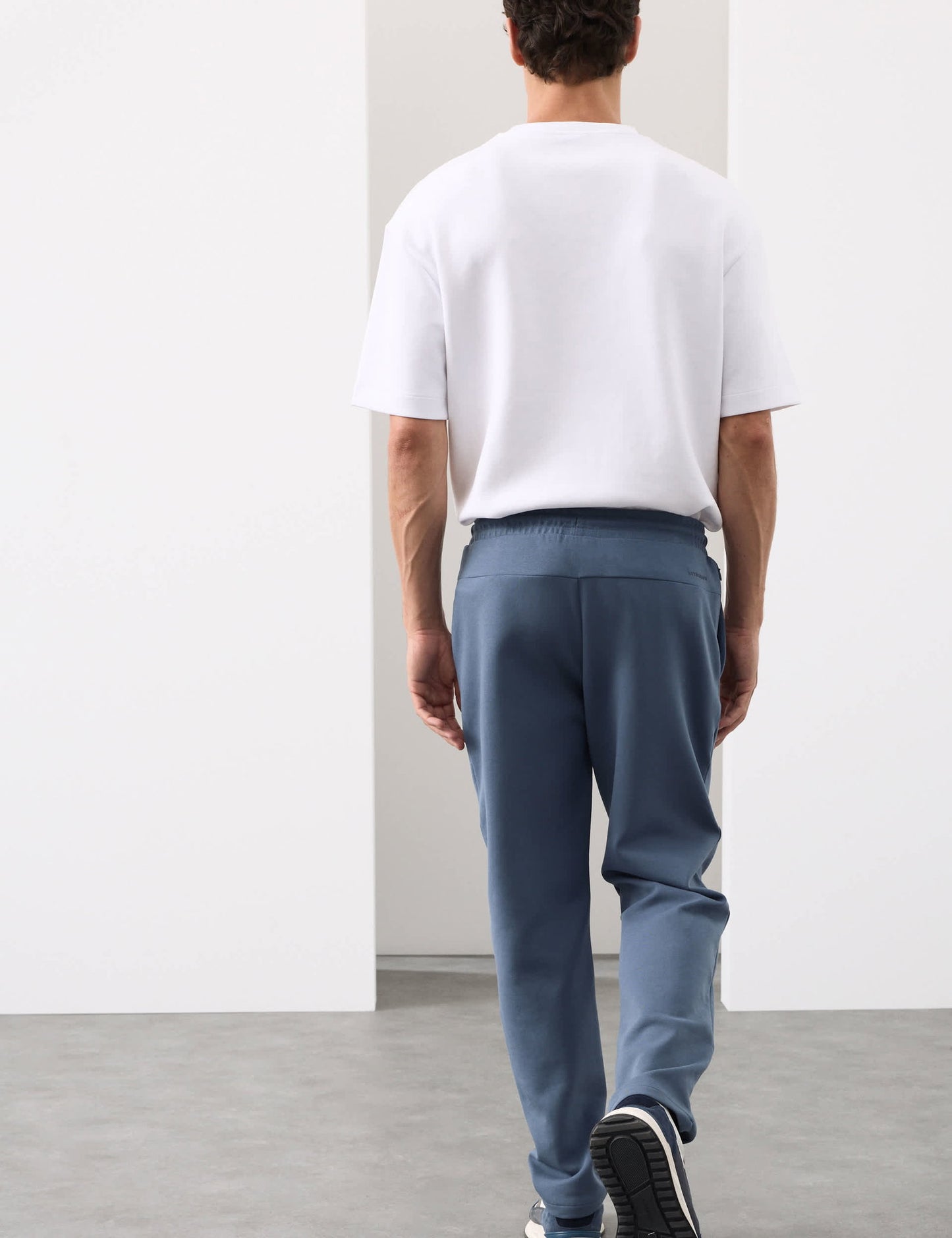 Straight Leg Jogger Pantolon