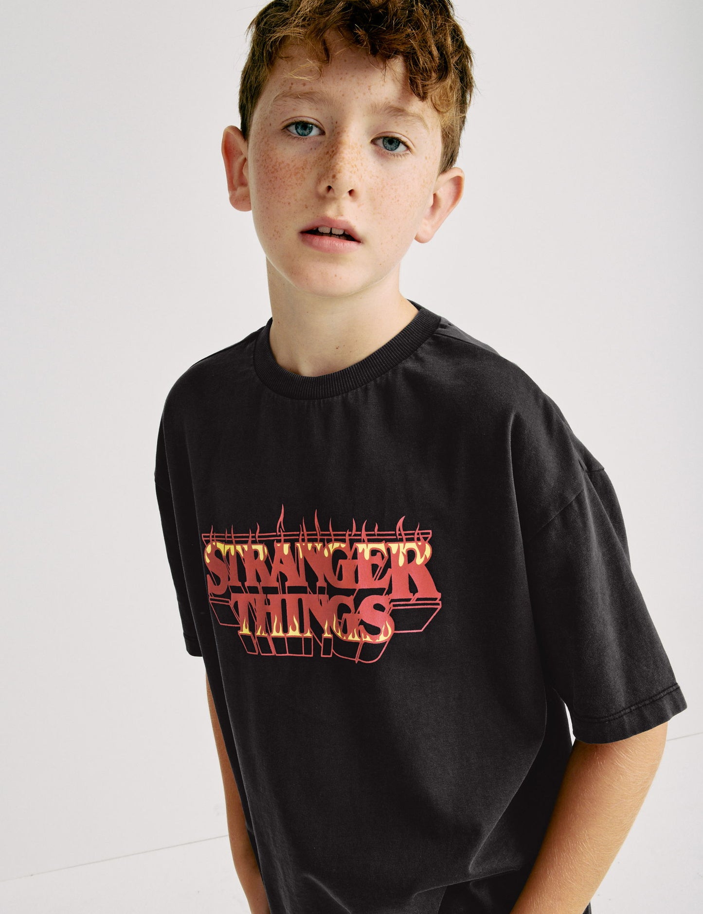 Pamuklu Stranger Things T-shirt (6-16 yaş)