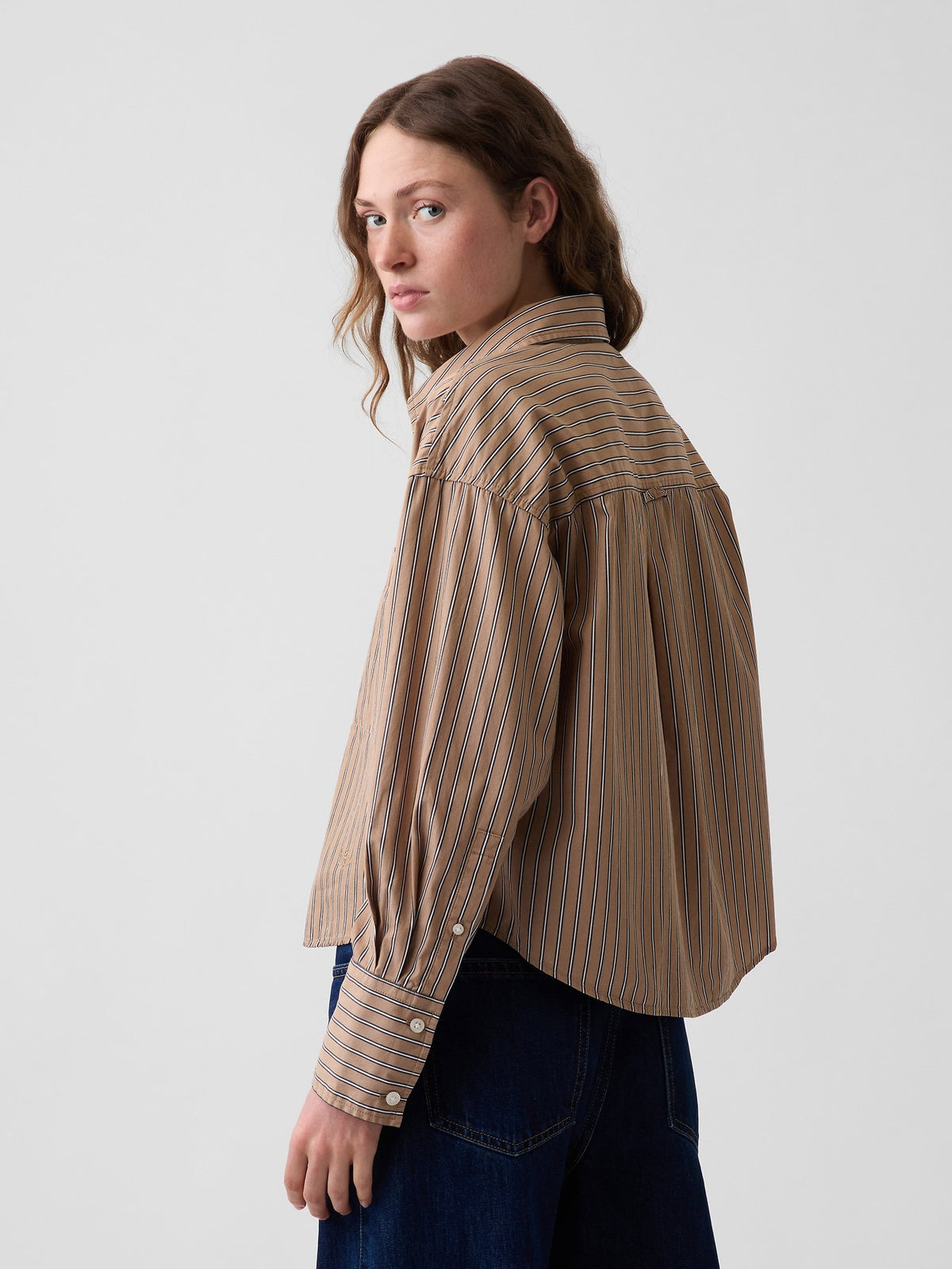Açık Kahverengi Organik Pamuk Poplin Oversized Crop Gömlek