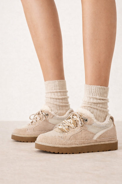 Kadın Bej Bağcıklı Kalın Tabanlı Tüylü Süet Deri Teddy Sneaker