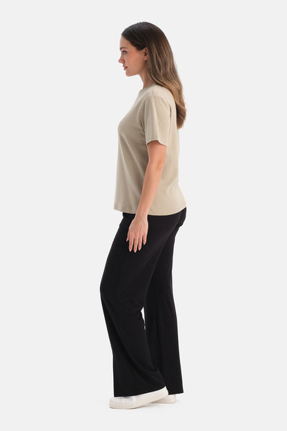 Bisiklet Yaka Basic Tişört