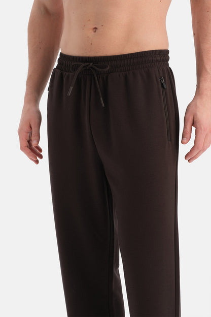 Düz Paça Cepli Modal Pantolon