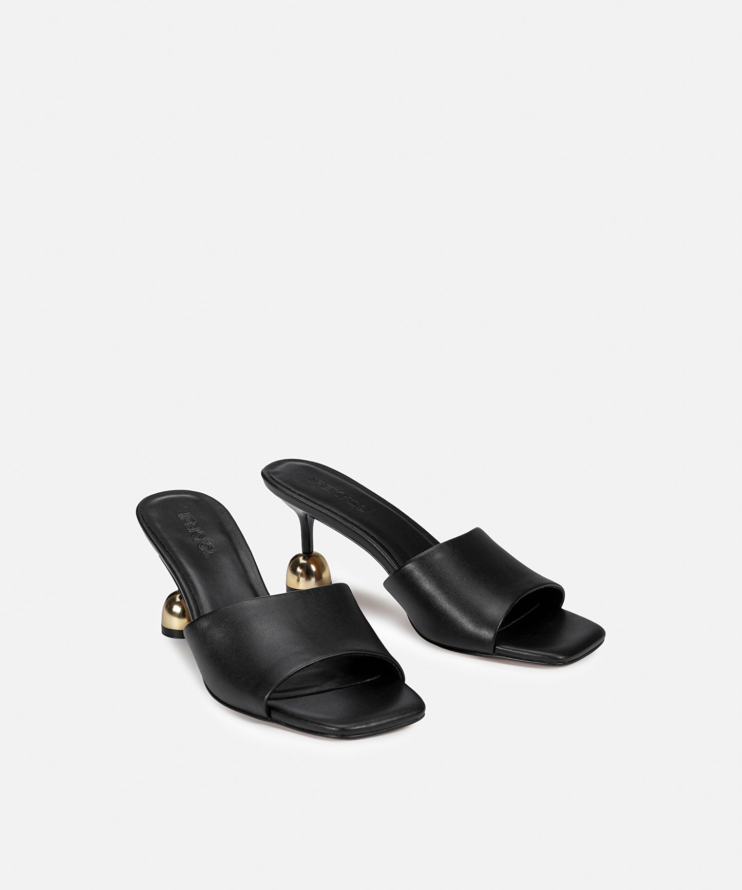 Kontrast Topuklu Deri Görünümlü Terlik