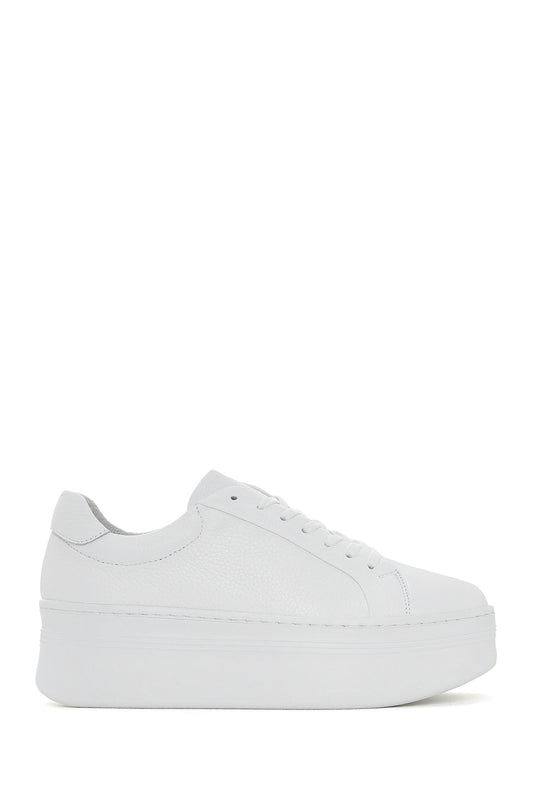 Kadın Beyaz Bağcıklı Kalın Tabanlı Deri Sneaker