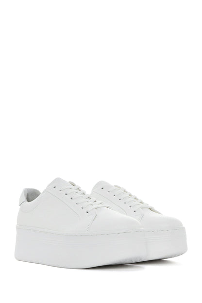 Kadın Beyaz Bağcıklı Kalın Tabanlı Deri Sneaker