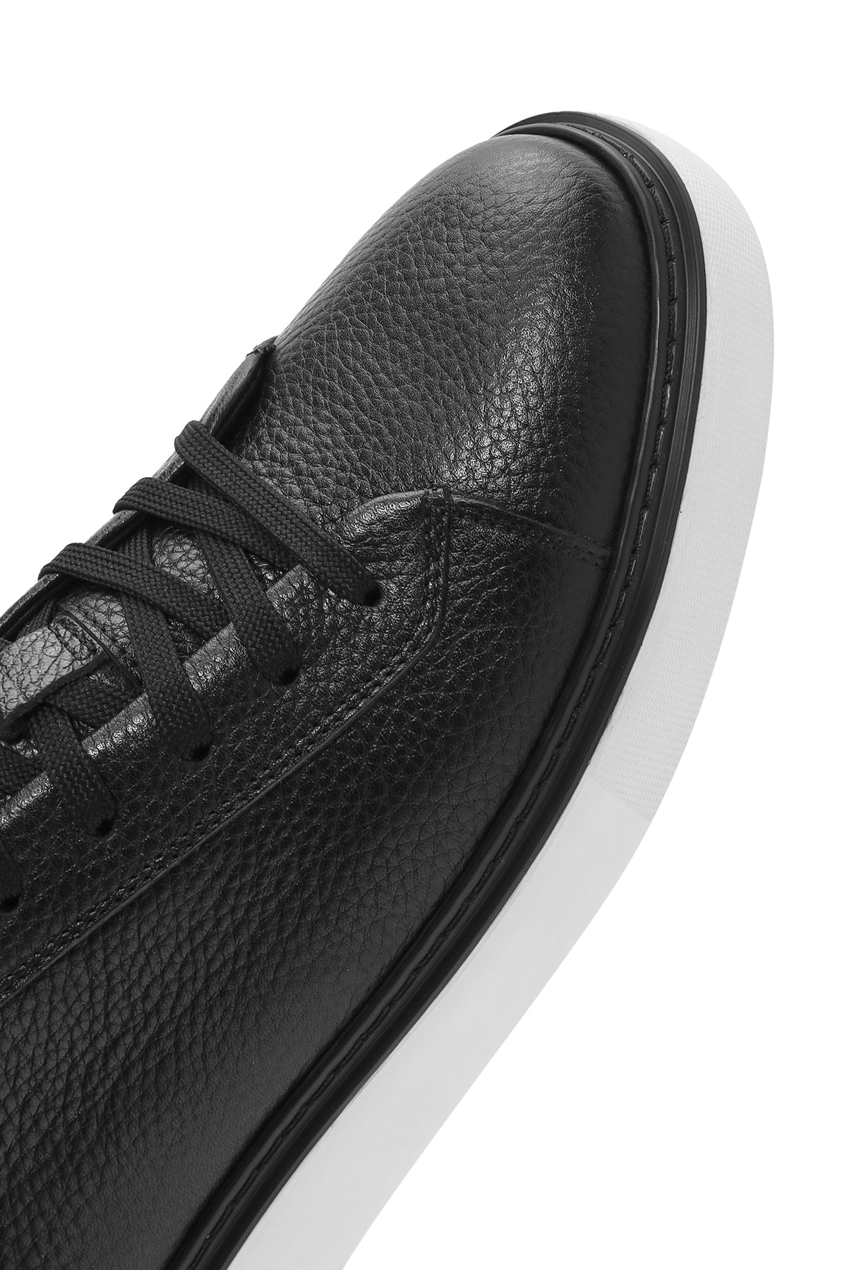 Erkek Siyah Bağcıklı Kalın Tabanlı Deri Sneaker