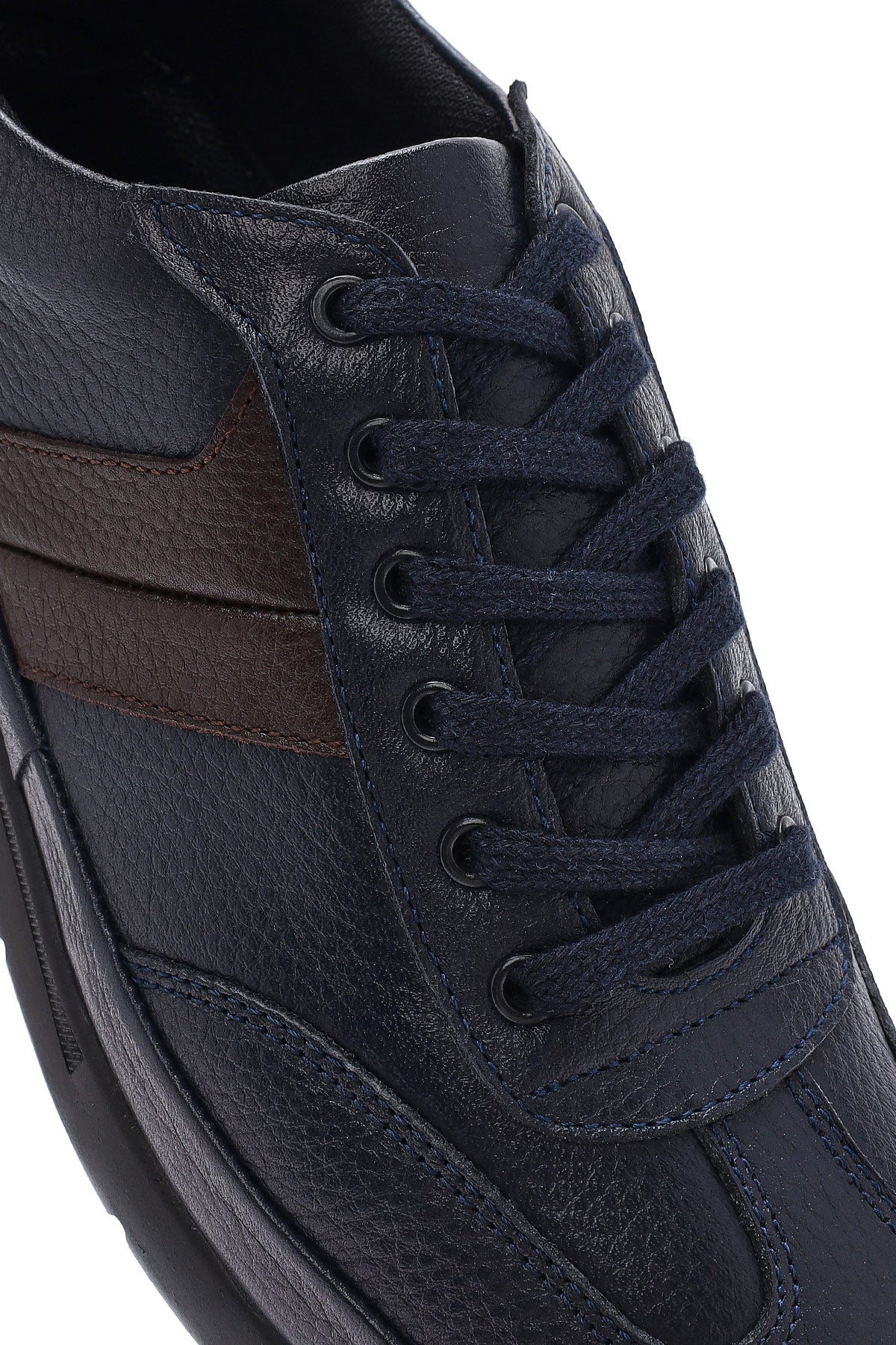 Erkek Lacivert Bağcıklı Deri Casual Sneaker