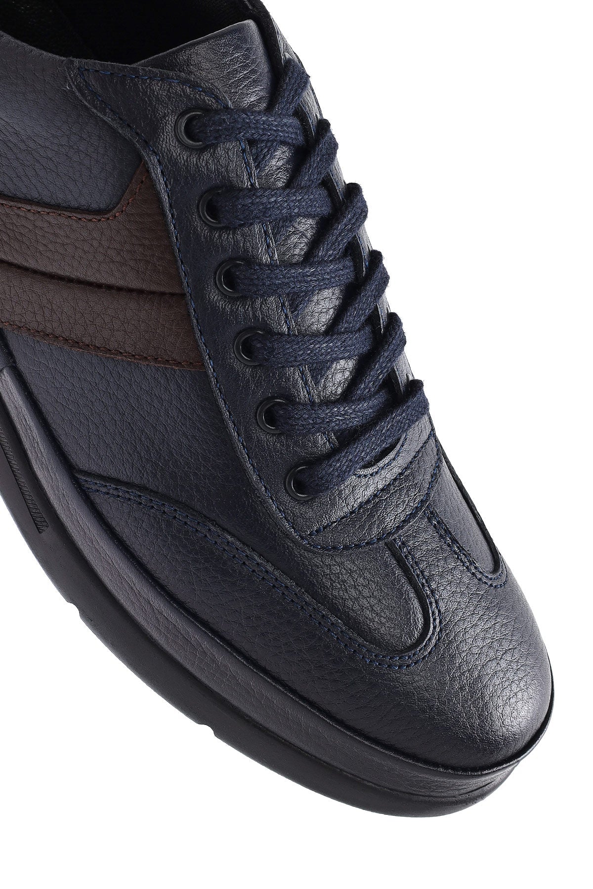 Erkek Lacivert Bağcıklı Deri Casual Sneaker
