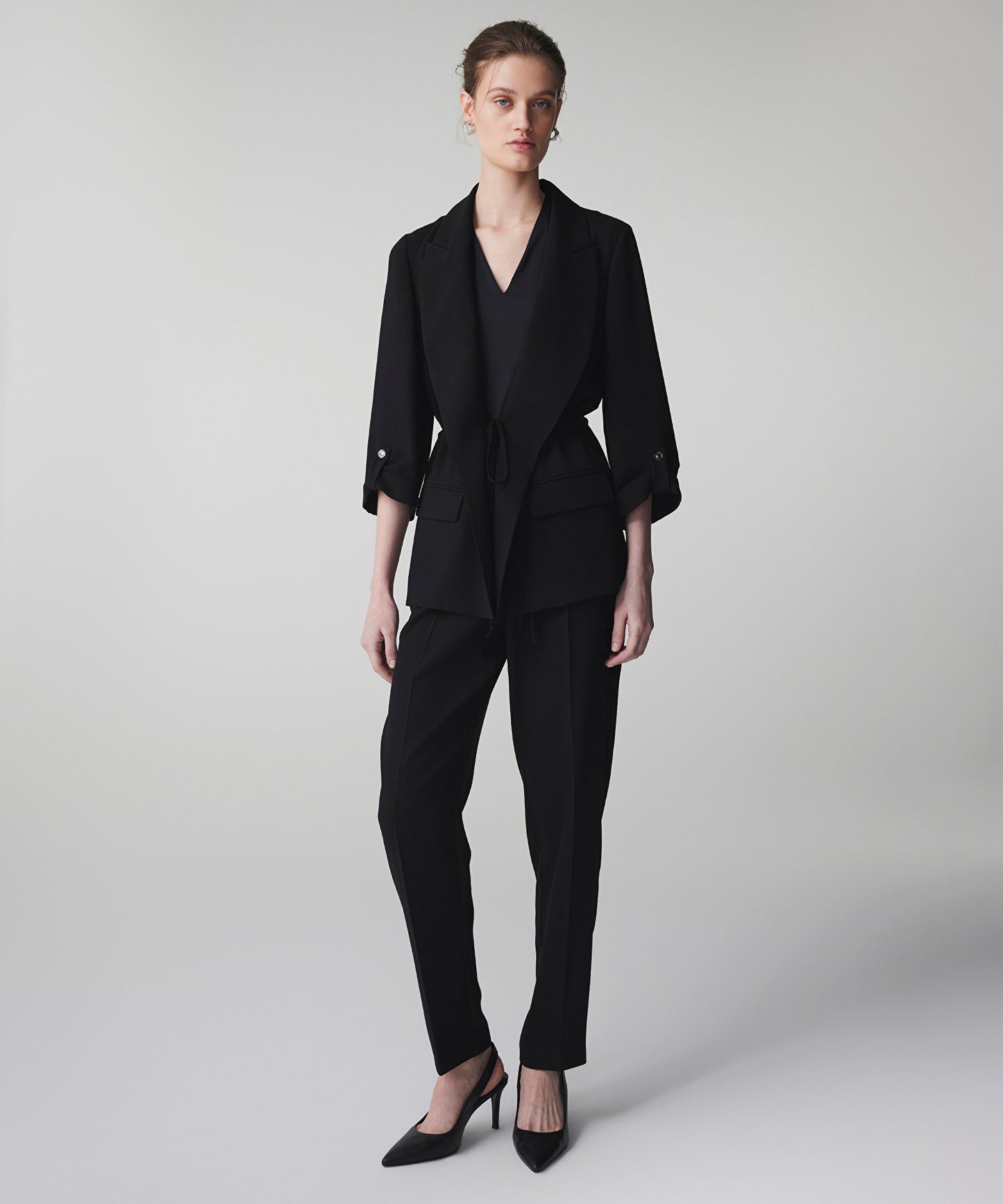 Belden Bağlamalı Blazer