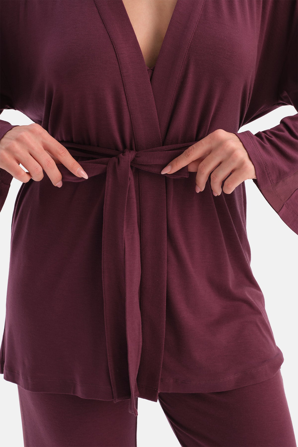 Bordo Yanı Tül Detaylı Basic Sabahlık