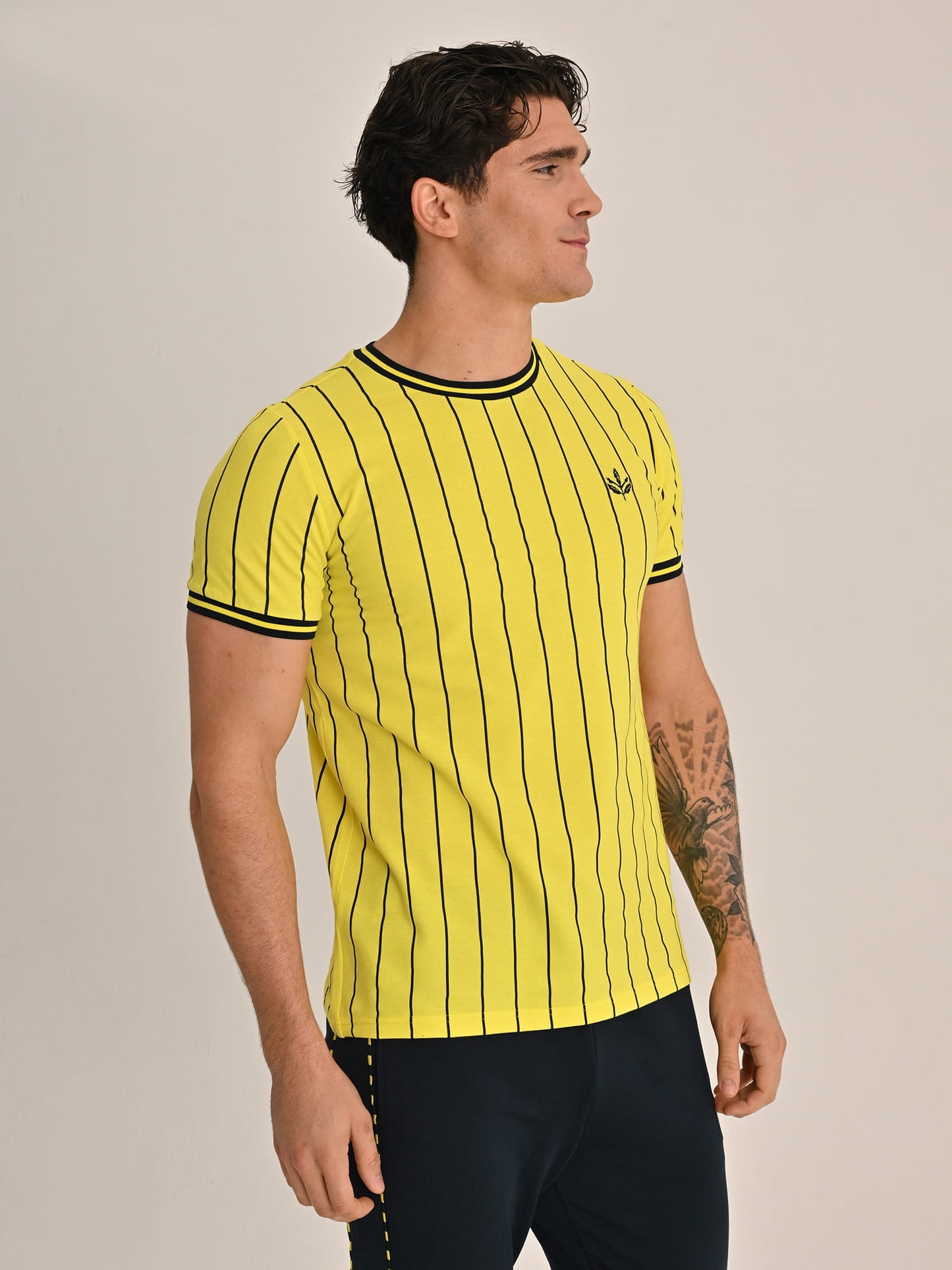 Fenerbahçe Sarı Tribün Ince Çizgili Erkek Tshirt