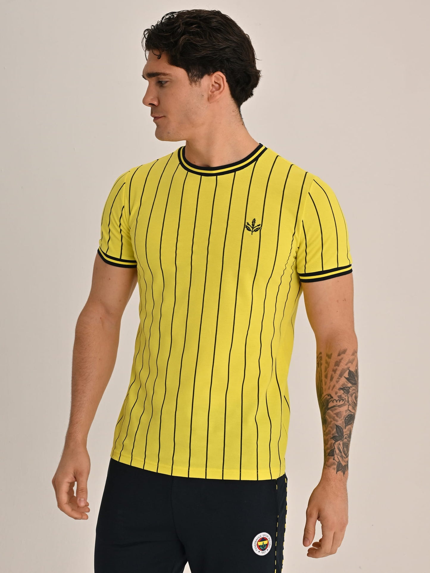 Fenerbahçe Sarı Tribün Ince Çizgili Erkek Tshirt