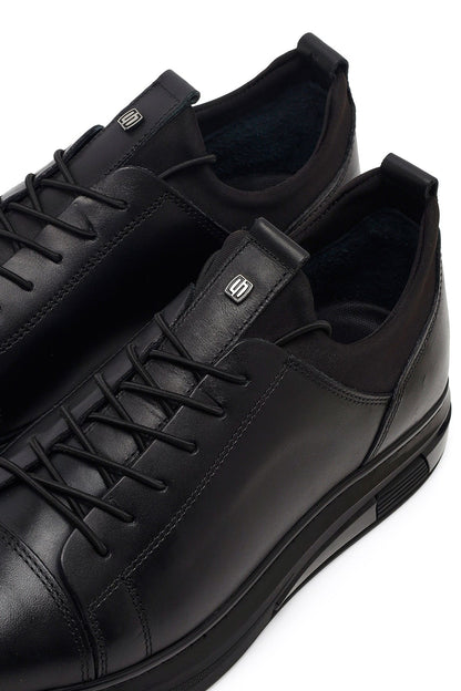 Erkek Siyah Bağcıklı Kalın Tabanlı Deri Sneaker