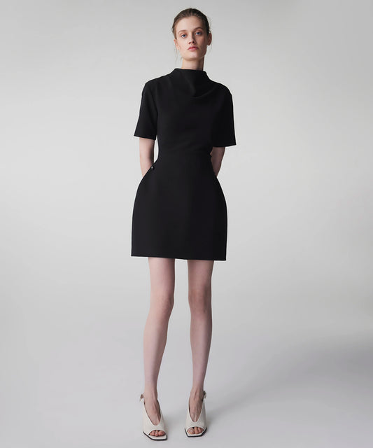 Dik Degaje Yakalı Elbise