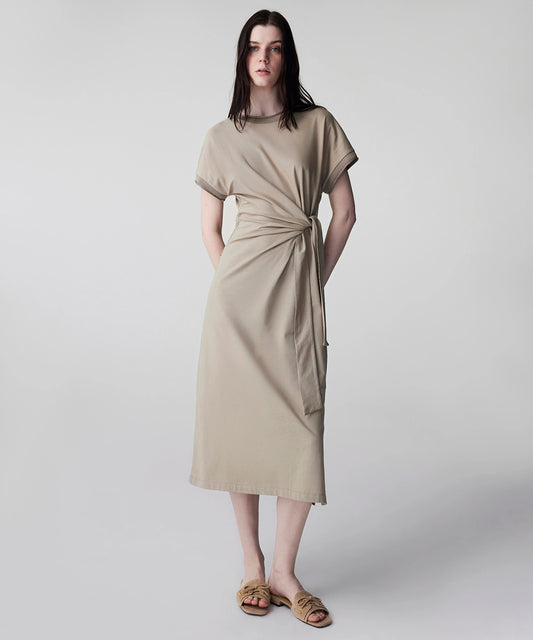 Belden Bağlamalı Elbise