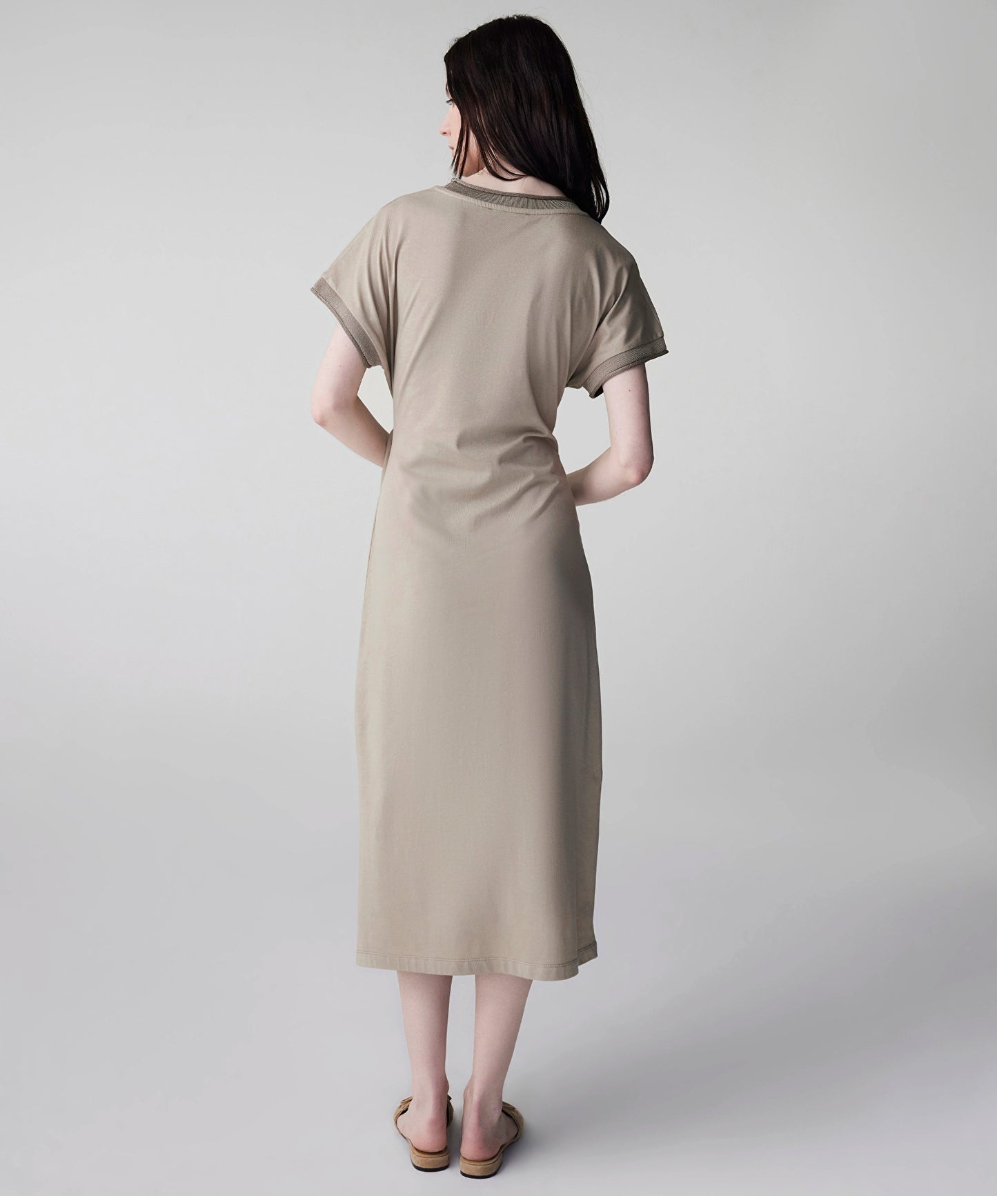 Belden Bağlamalı Elbise