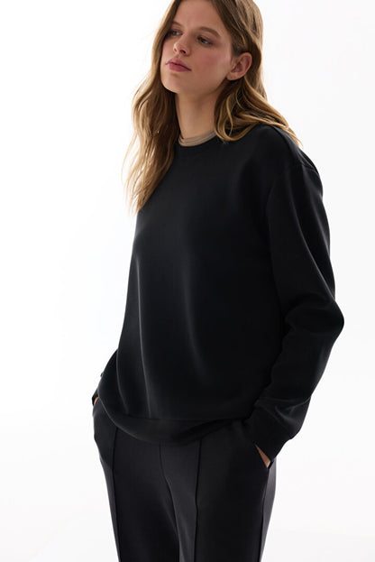 Siyah Bisiklet Yaka Oversize Modal Sweatshirt