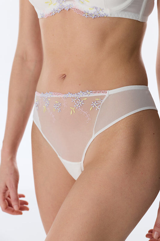 Kırık Beyaz Broderie Brazilian Külot