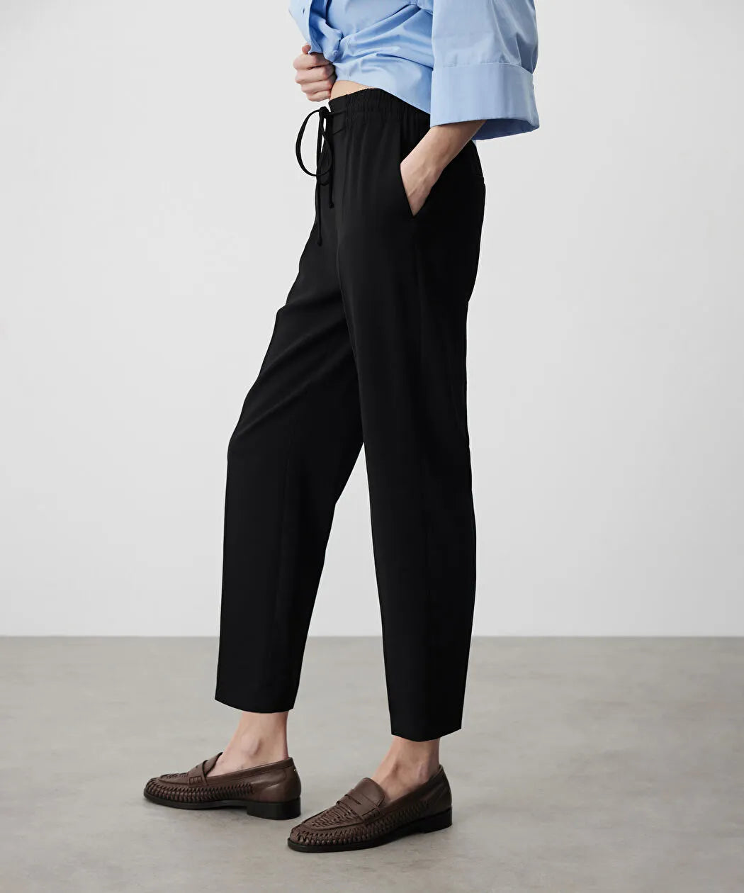 Belden Bağlamalı Carrot Fit Pantolon
