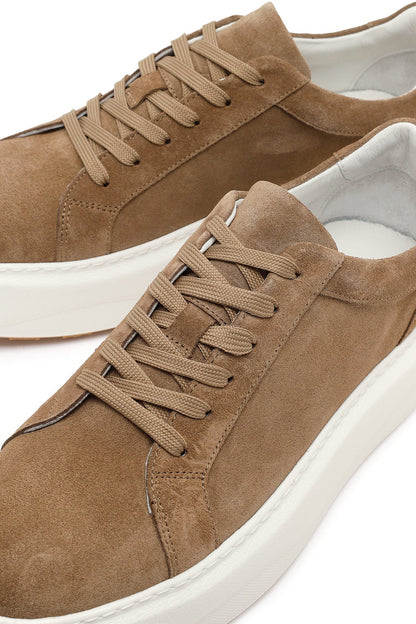 Erkek Bej Bağcıklı Kalın Tabanlı Süet Deri Sneaker