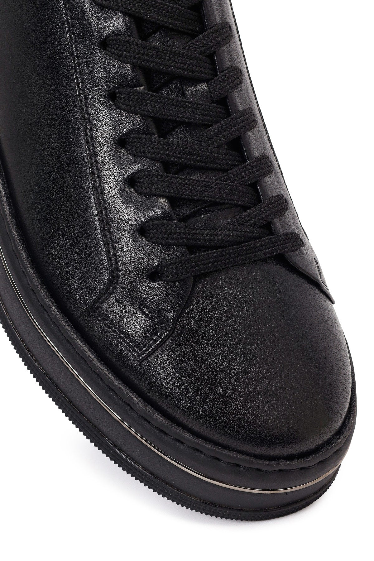Erkek Siyah Bağcıklı Kalın Tabanlı Deri Sneaker